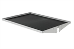 V�rkt�jshylder med konsoller og gummim�tte 875x300mm. for plastboxstel